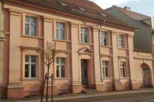 Bed&Breakfast Wagner "im Alten Pfarrhaus", Neuruppin