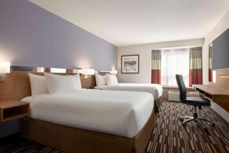 Microtel Inn & Suites by Wyndham Bonnyville - 114