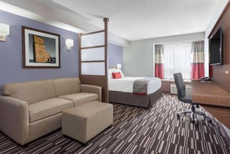 Microtel Inn & Suites by Wyndham Bonnyville - 101