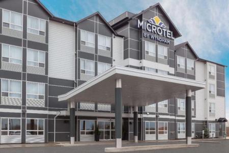 Microtel Inn & Suites by Wyndham Bonnyville - 133