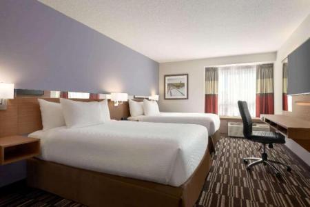 Microtel Inn & Suites by Wyndham Bonnyville - 105