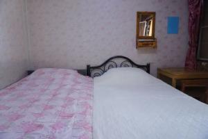 Three J Guesthouse, Kamphaeng Phet