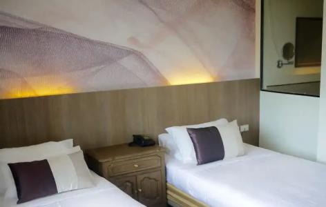 Issara Boutique Winery - 22