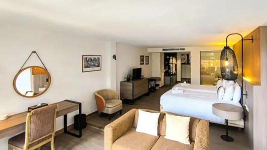 Issara Boutique Winery - 130