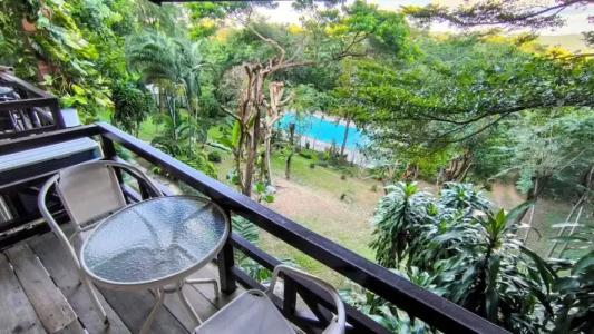 Issara Boutique Winery - 87