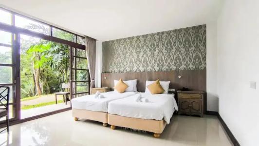 Issara Boutique Winery - 52