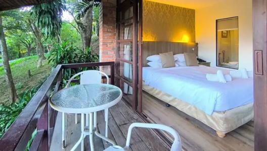 Issara Boutique Winery - 83