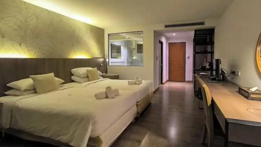 Issara Boutique Winery - 78