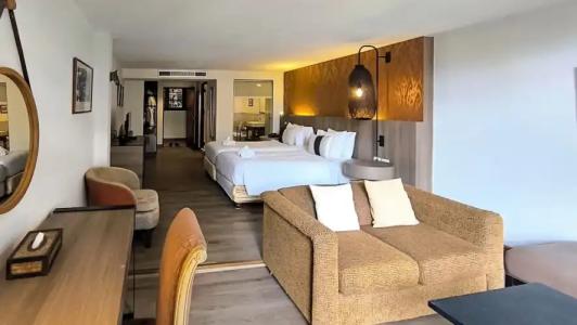 Issara Boutique Winery - 127