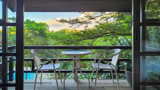 Issara Boutique Winery - 86