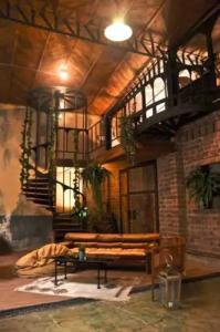 Issara Boutique Winery - 11