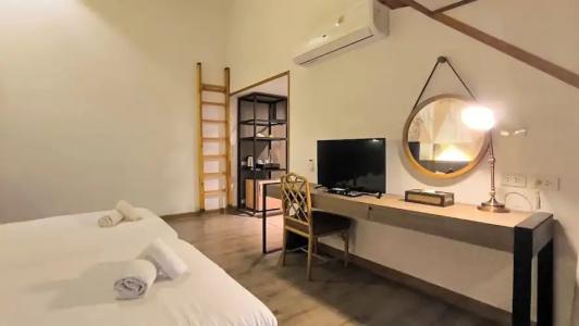 Issara Boutique Winery - 29