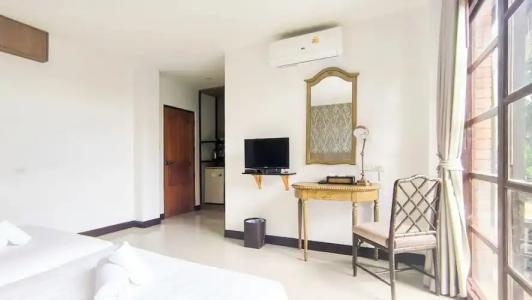 Issara Boutique Winery - 43