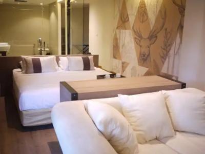 Issara Boutique Winery - 116