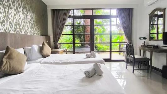 Issara Boutique Winery - 48