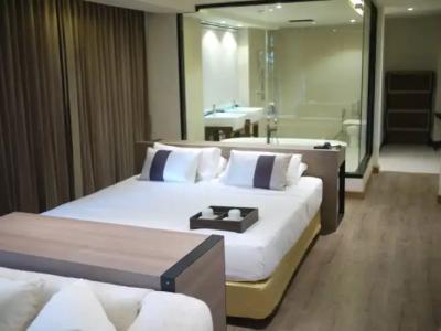 Issara Boutique Winery - 163