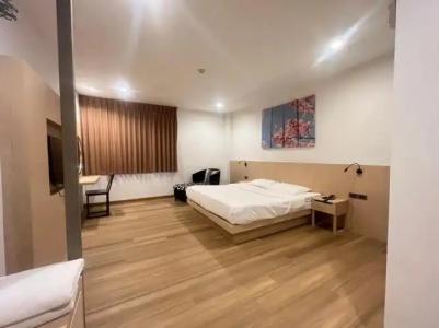Sakura Sky Residence - 120