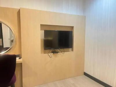 Sakura Sky Residence - 102