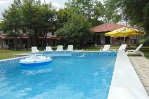 Holiday Park Ranchoto, Kirkova