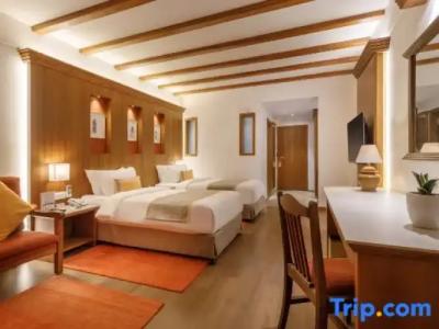 Club Himalaya, by ACEs - 77