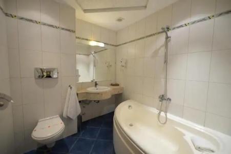 Business Premier - 40