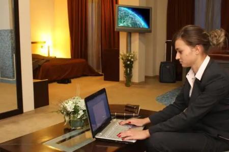 Business Premier - 49