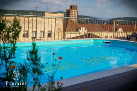 Business Premier - 13