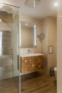 Amiral (former Best Western Park) - 103