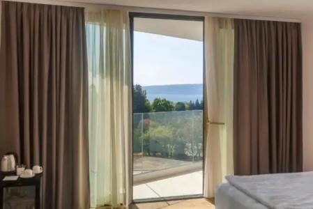 Amiral (former Best Western Park) - 127