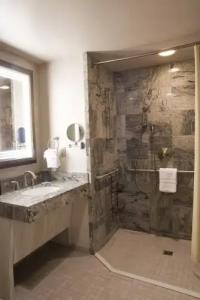 Hard Rock & Casino Tulsa - 54