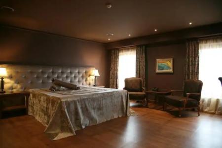 Ventura Boutique - 113