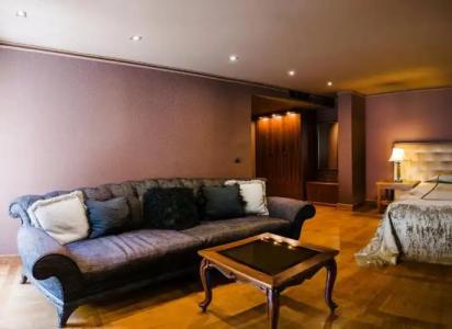 Ventura Boutique - 120