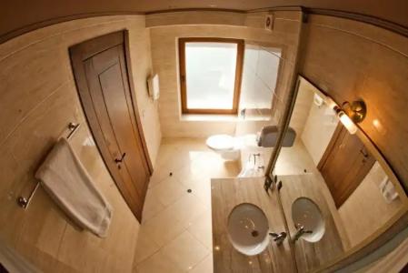 Ventura Boutique - 102