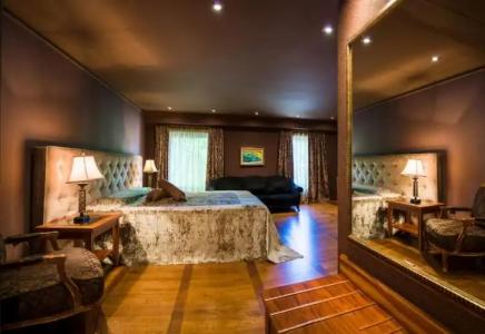 Ventura Boutique - 110