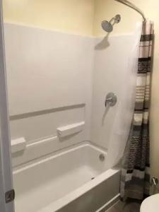 Lincoln Park Motel - 123