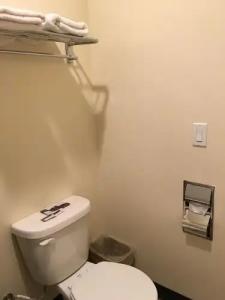 Lincoln Park Motel - 121