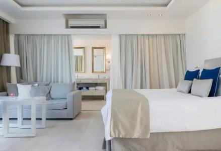 Knossos Beach Bungalows Suites Resort & Spa - 81