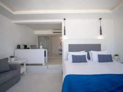 Knossos Beach Bungalows Suites Resort & Spa - 89