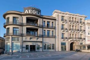 Aegli Hotel, Volos