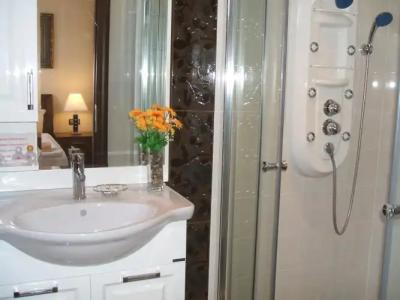 Laguna Beach Resort & Spa - 7