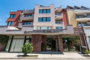 Amon Ra Hotel Family, Sozopol