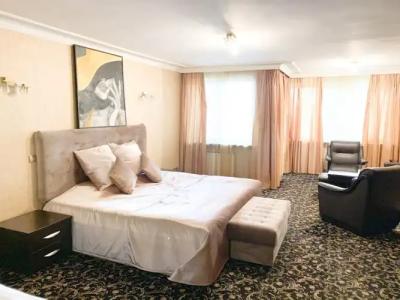 Atlantic - Free Parking - 56