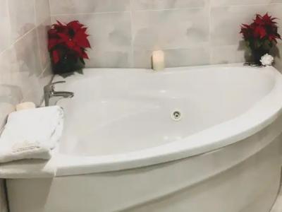 Atlantic - Free Parking - 74