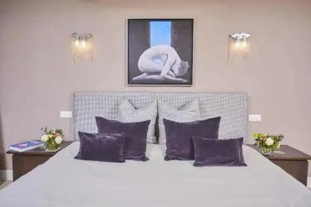 Atlantic - Free Parking - 80