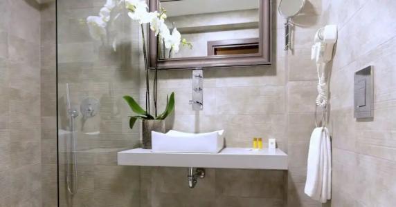 Atlantic - Free Parking - 94