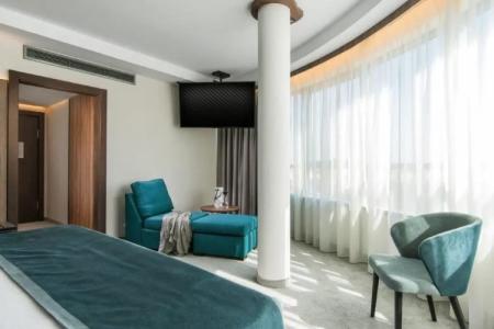 Rosslyn Central Park Sofia - 110