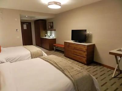 Radisson & Conference Center Calgary Airport East - 63