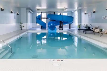 Radisson & Conference Center Calgary Airport East - 40