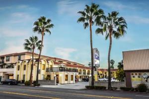 Chariot Inn, Glendale