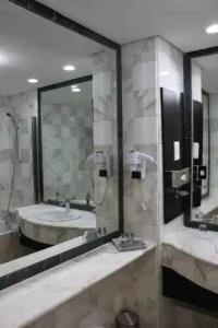 Ramada Plaza Tunis - 99